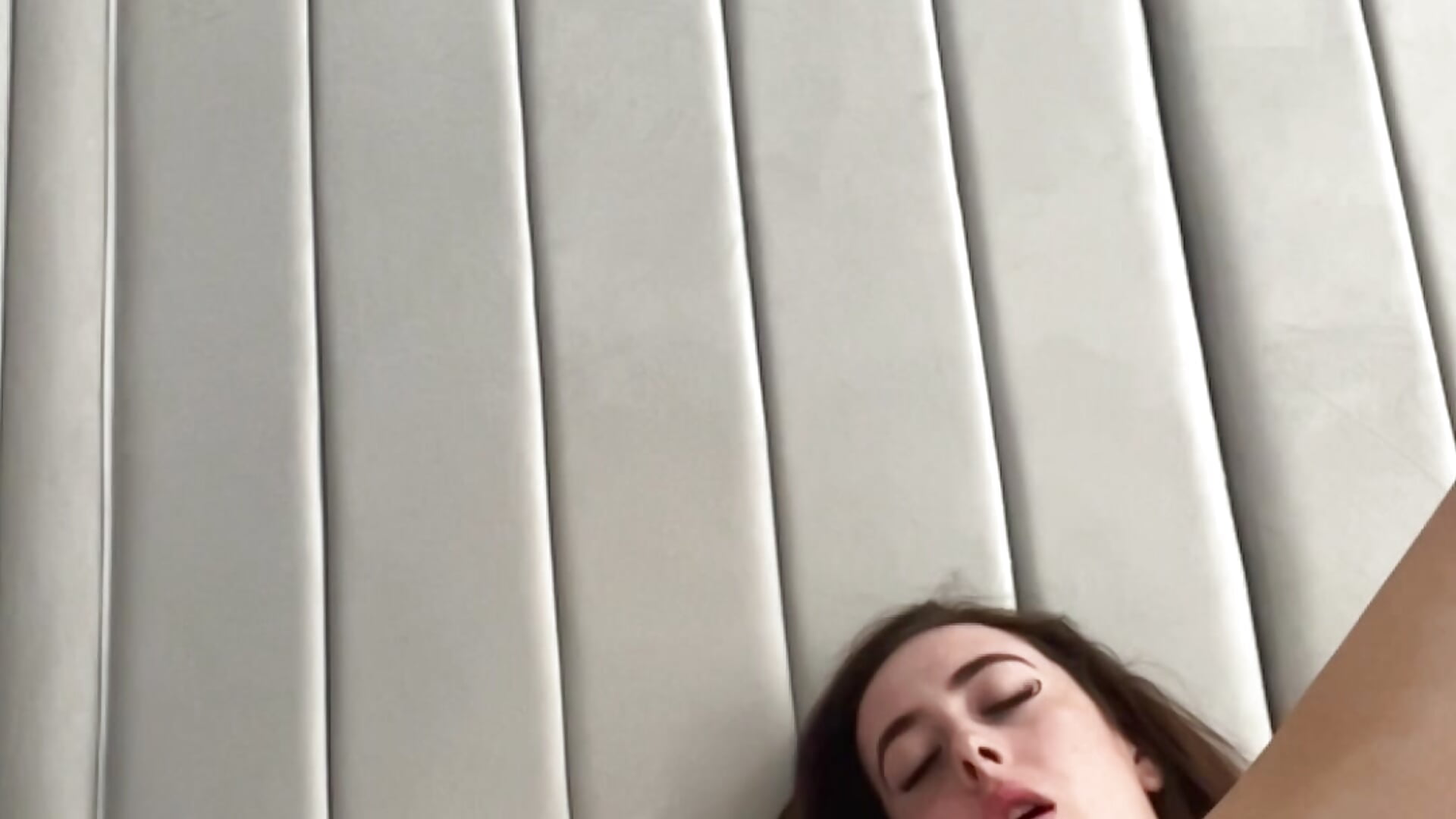 3 mins of me fucking my pussy