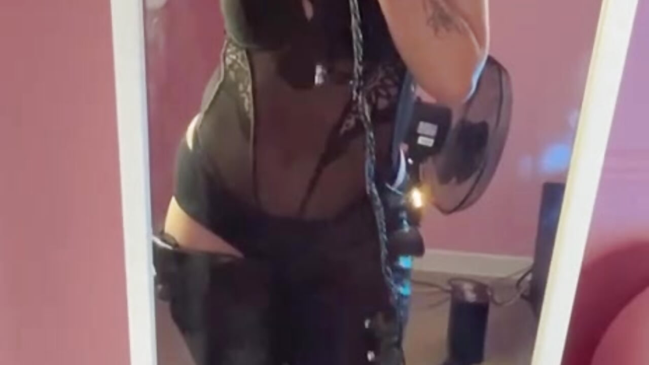 Sexx - video oleh model kamera mirabite_