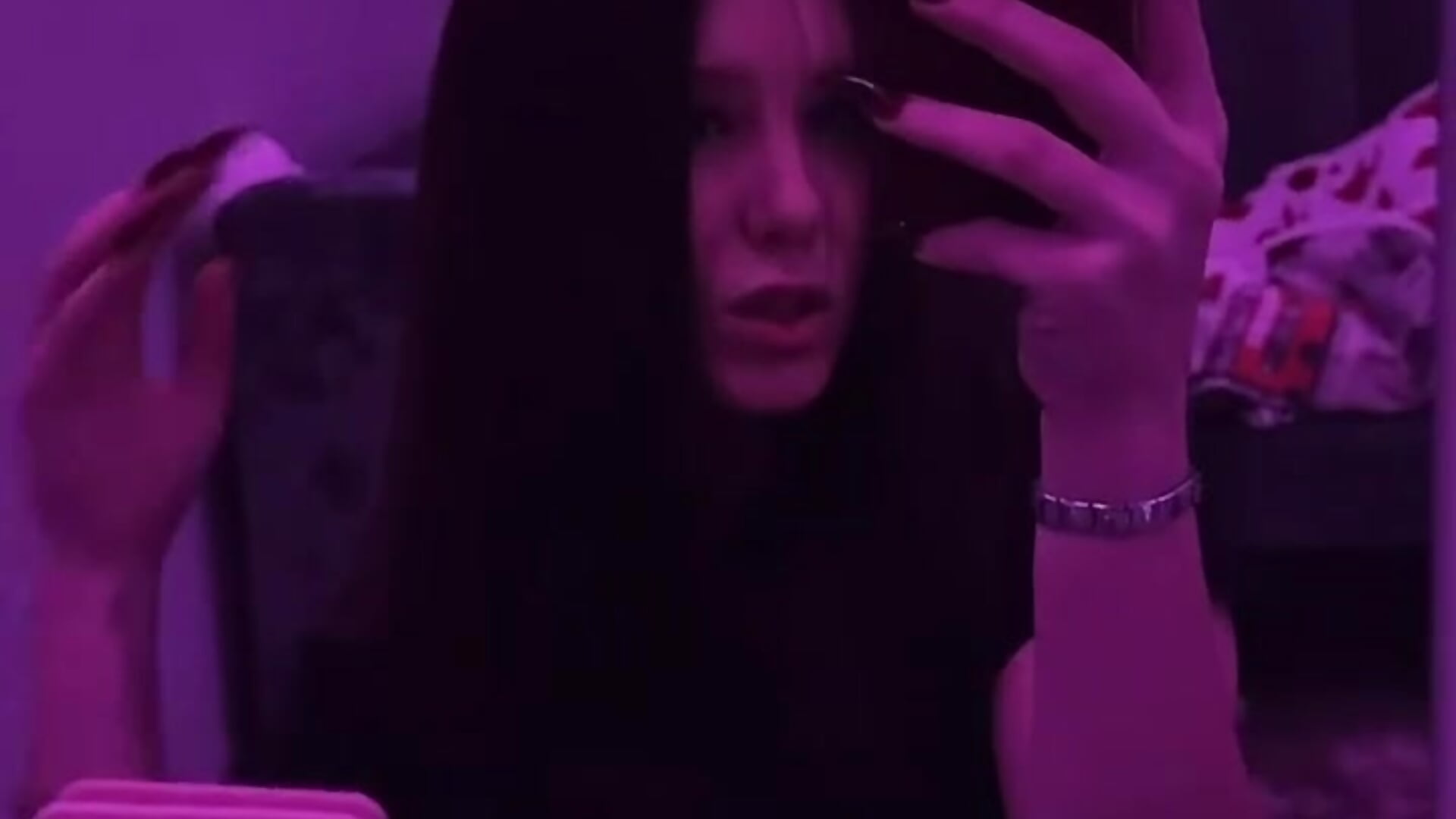 I really like making videos - video oleh KareenLivingston kamera model