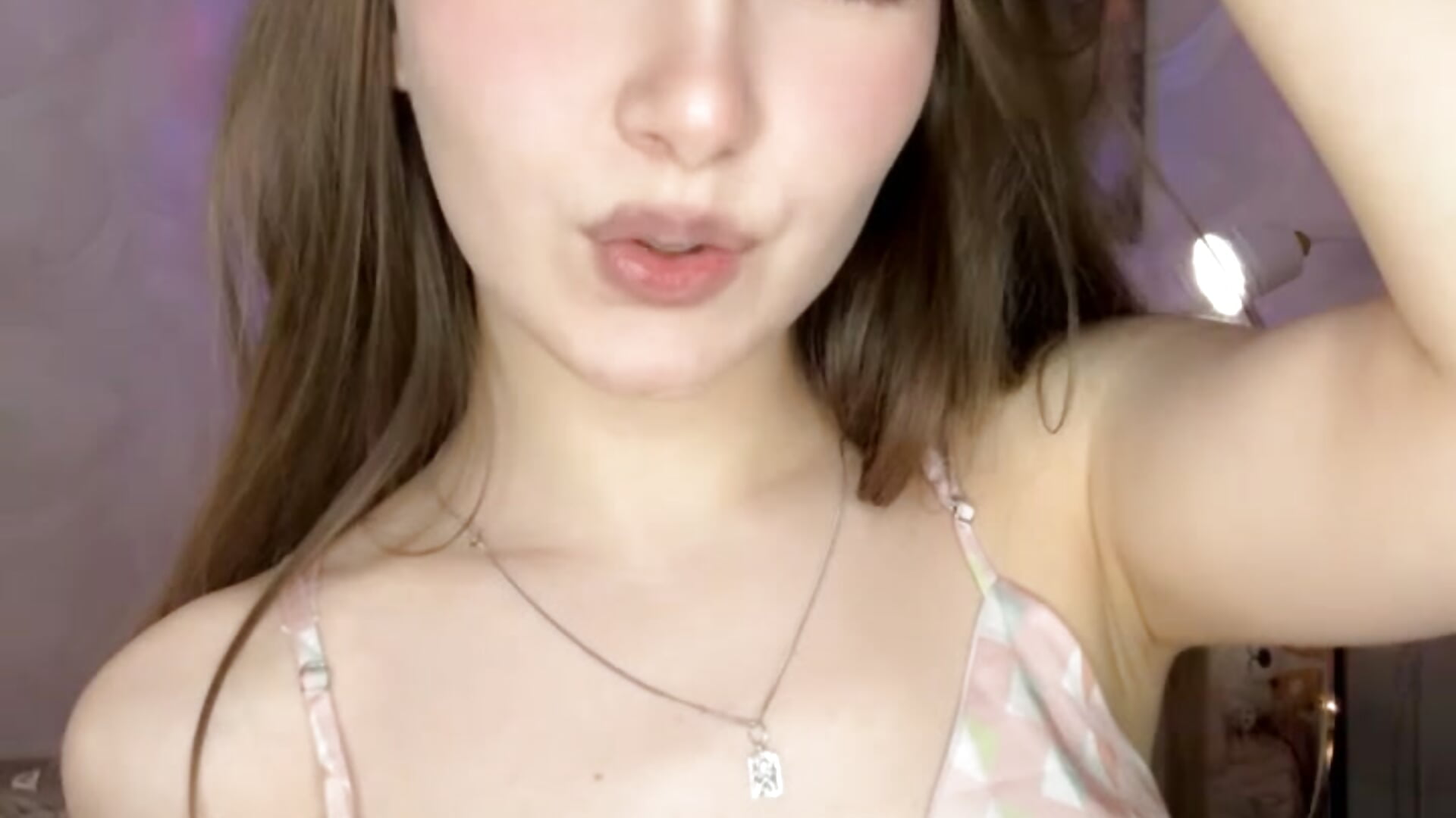 14705110092518 - video by AuraLune__