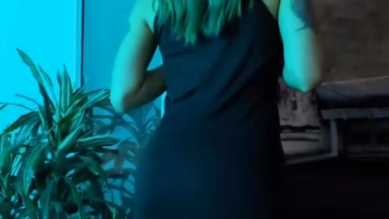 You Know You Want It - video của người mẫu cam Miiaa_Stonee