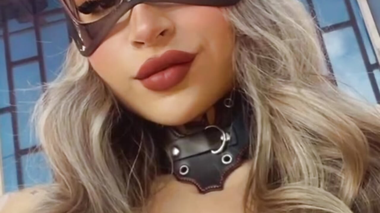 🖤 - video by abbymodell1 cam model