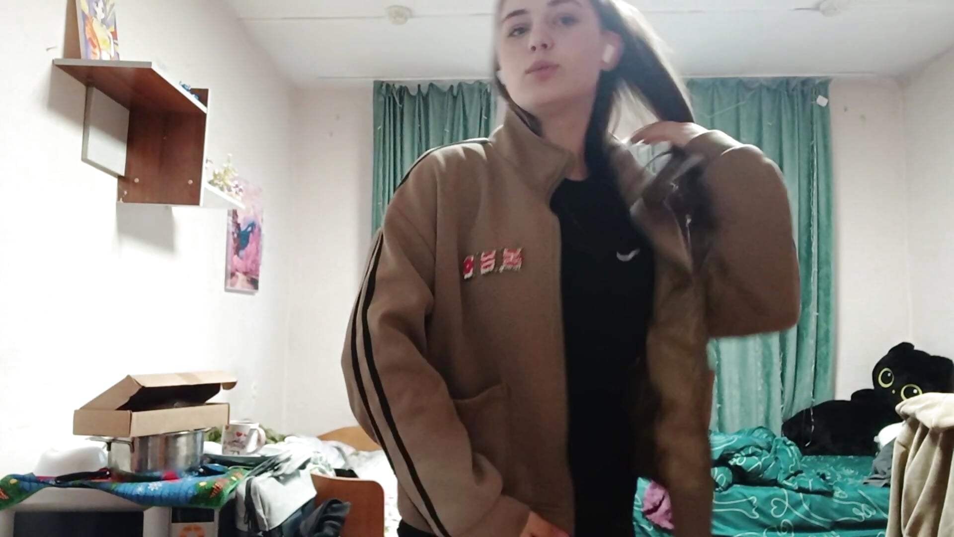 made a new decoration - βίντεο μοντέλου RoxanneStuard