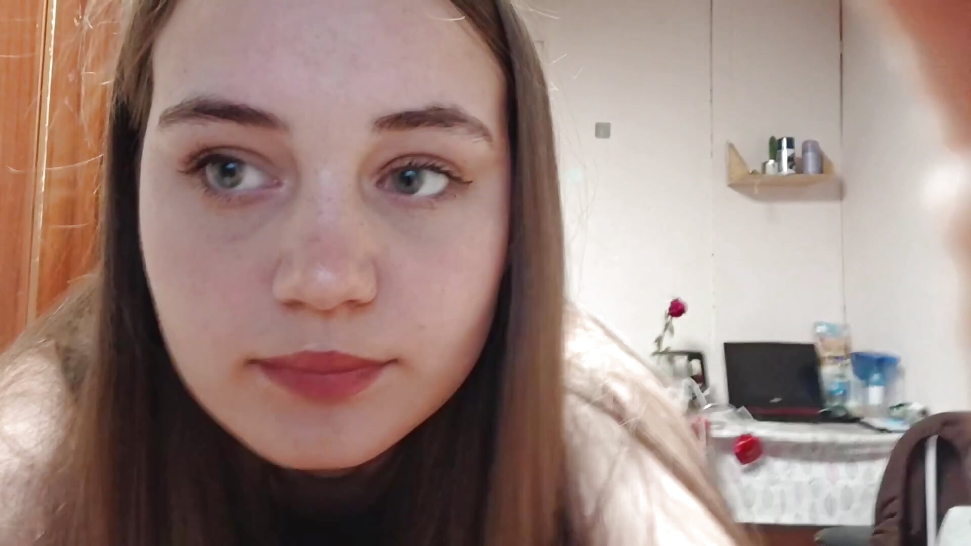 "The secret is inside" 🔮 - video van RoxanneStuard cam-model