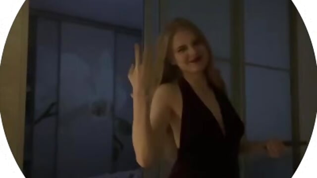 getting ready - video by veliss cam model