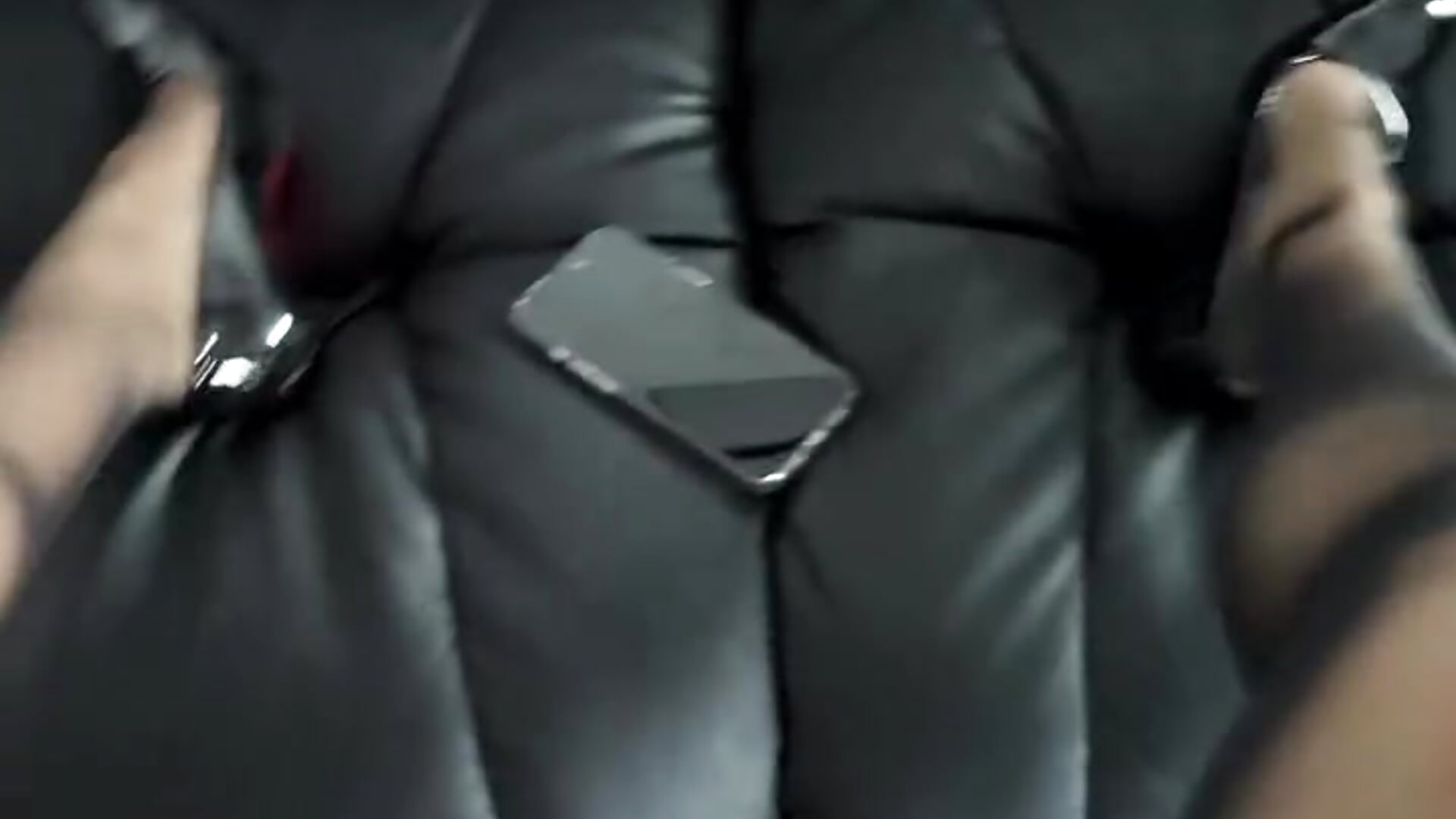 1000145226 - video by Falak_Shrma cam model