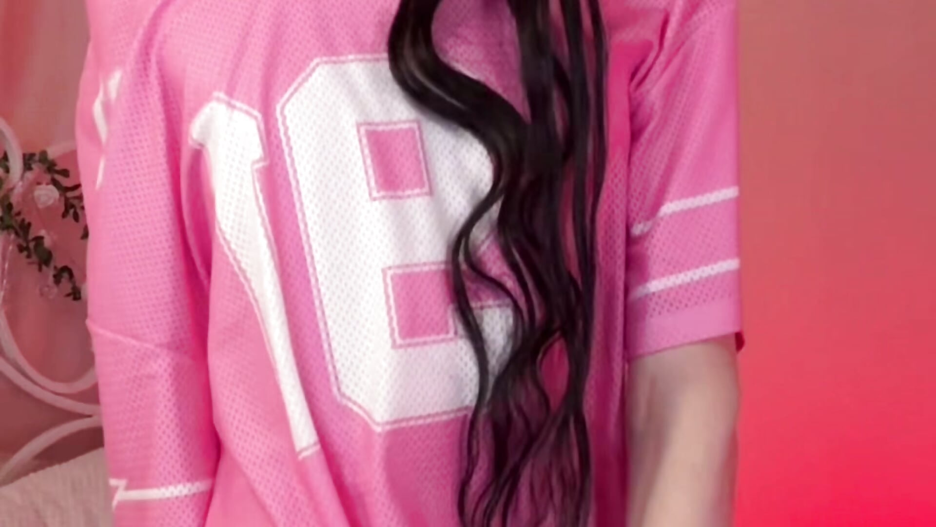 pink vibe:3 - video by Niky_Long cam model