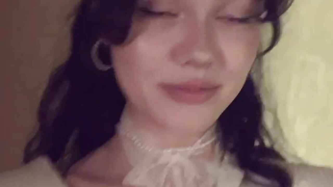 Its me :) – video od webkamerové modelky LaurenBlade