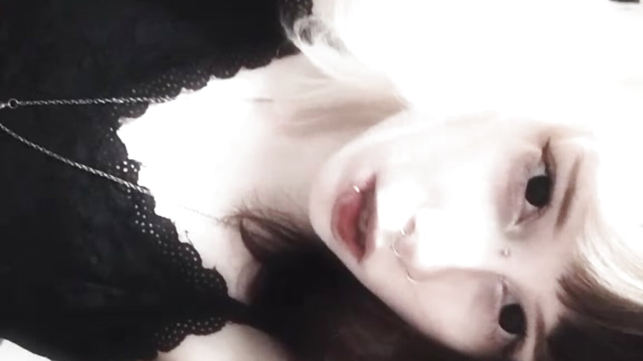 meoww meoww – video af Vi_Nika cam-model