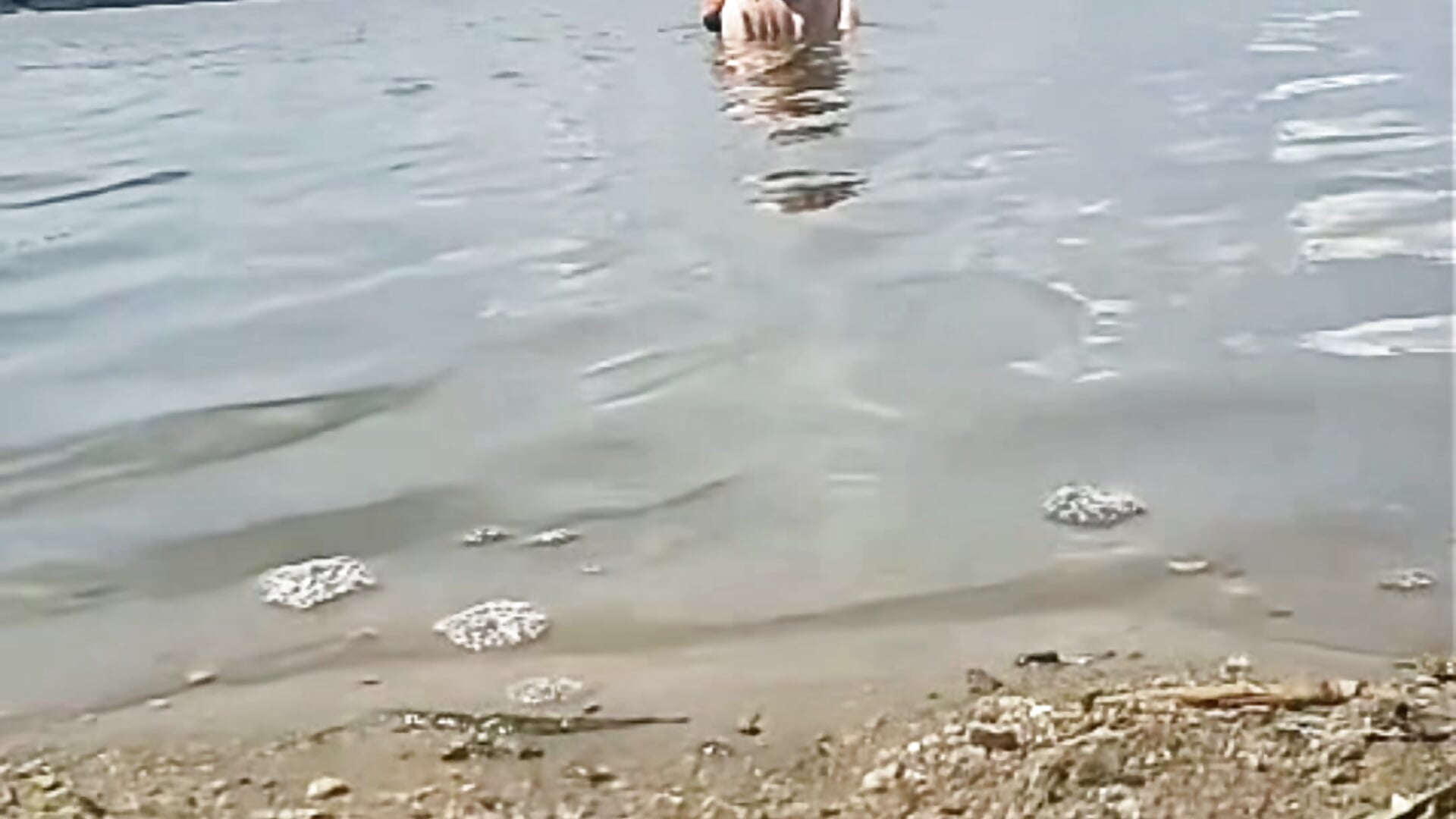 Public Fuck in the Sea 🐬