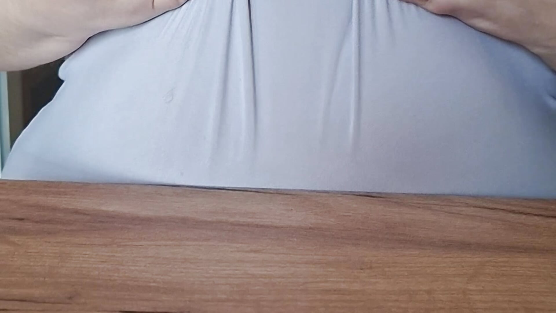 10808