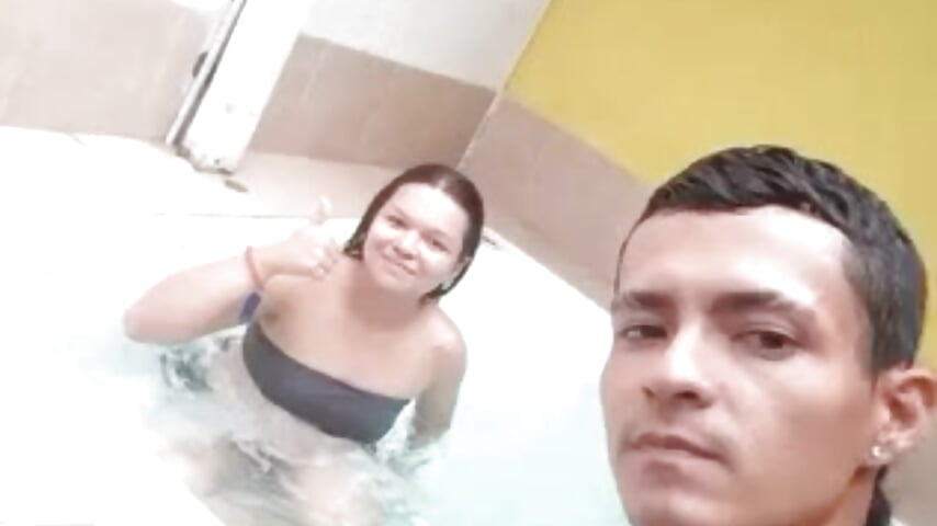 WhatsApp Video 2026-04-12 at 8,32,52 PM - video di Lady_Roger modella di cam