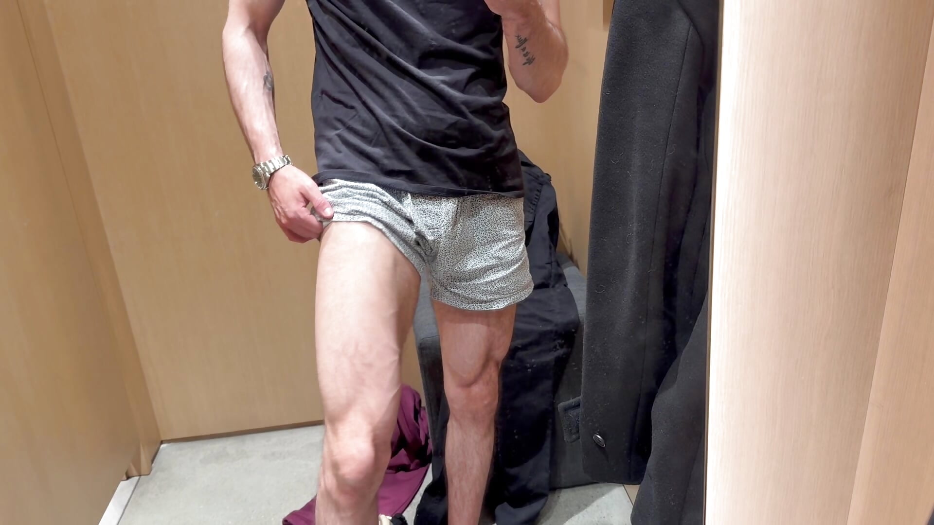 Flex legs — filmik PatrickCraft, modela(-lki) na kamerkach