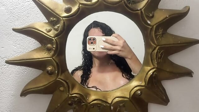 Hola - video by sara_honey29