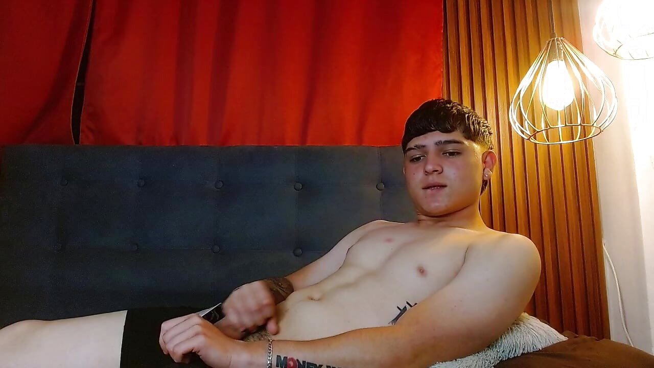 play with my dick hard - Video von here_luke_ Cam-Model