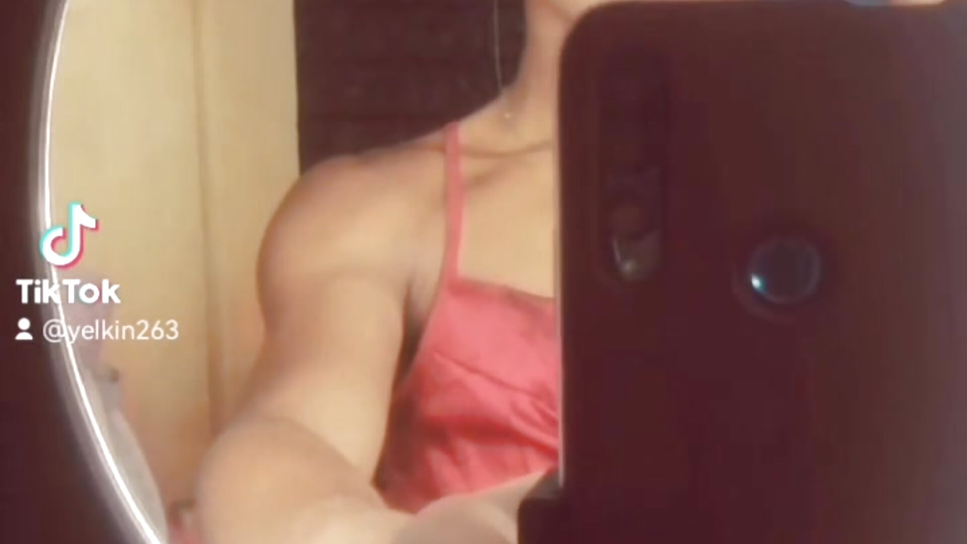 Video - video van Kiaraa_Queen cam-model