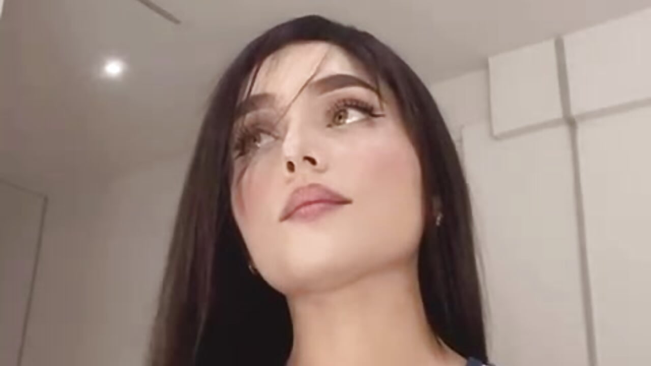 mmmmm 🎀 - video van sarah_parker_ cam-model