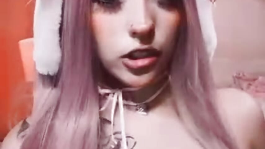 Daddy feed me - video av VaLuu__ cam model