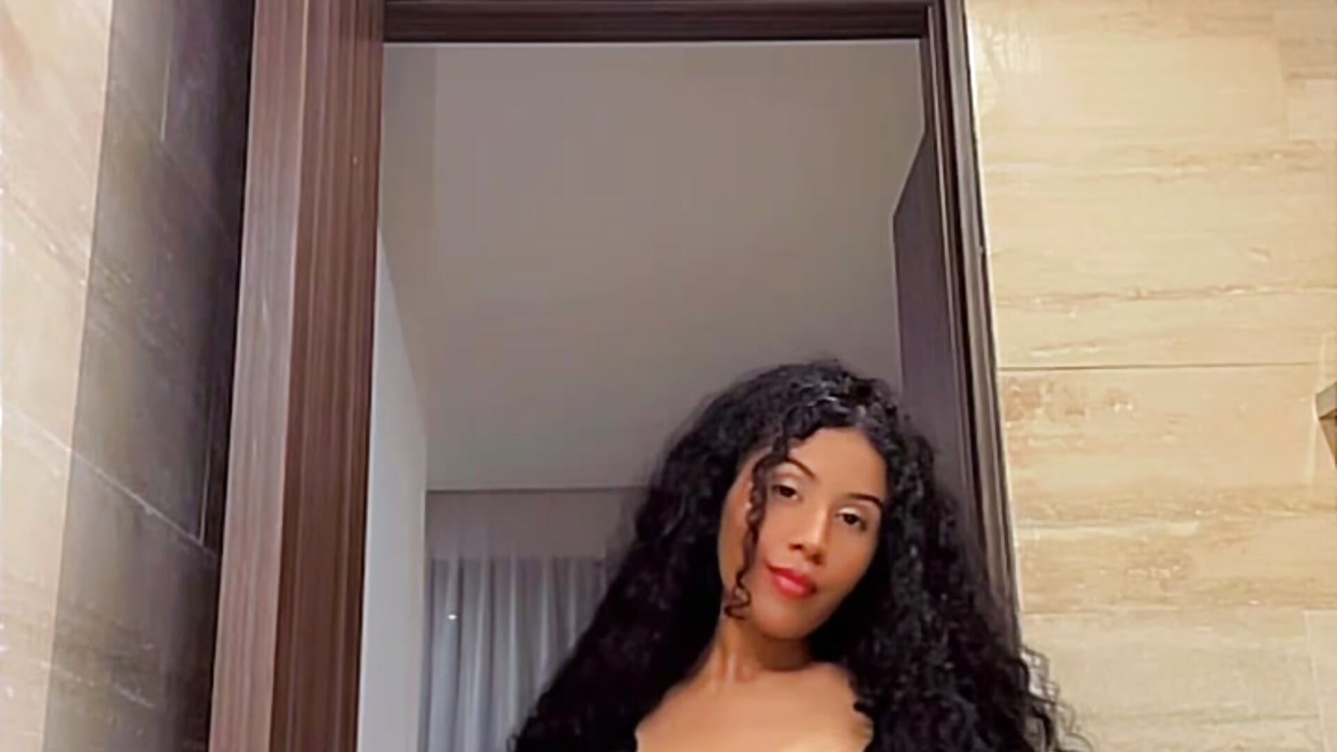Pregnant Goddess ✨ – video od webkamerové modelky Arabigoddess