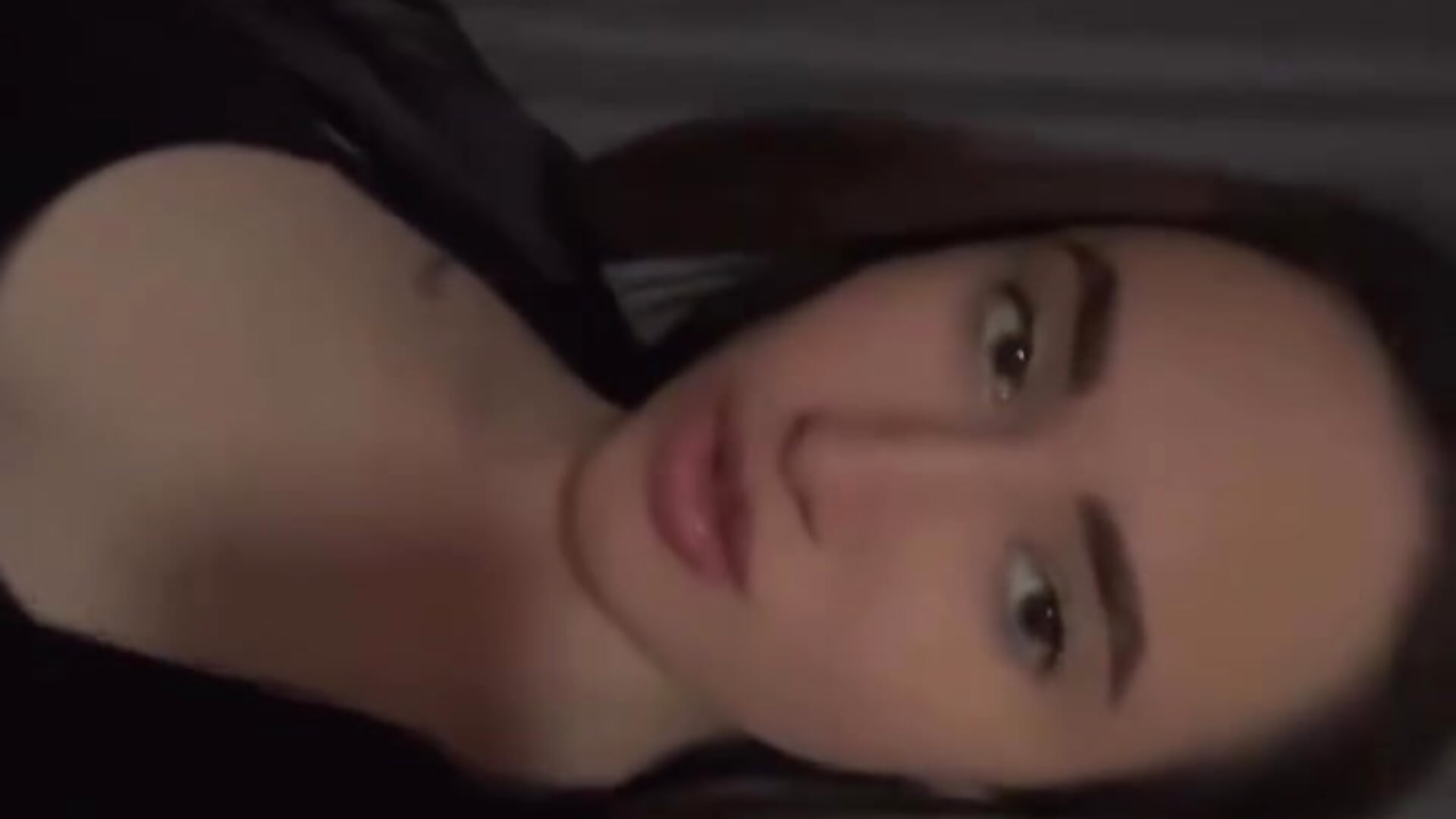 7886375881607162536 - DarkMirel 캠 모델의 동영상