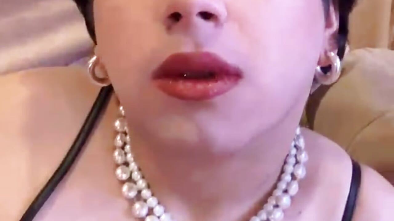 FemCupid – Aktuellstes Video des Cam-Models 1957