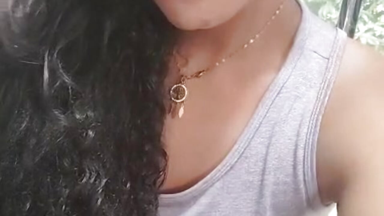 🤭🫢🫦🤫 - video di kendall_yai modella di cam