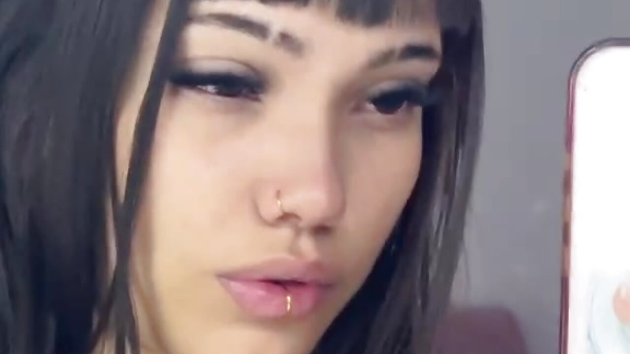 · 🙋🏻‍♀️– Law_moon kameramodell videója