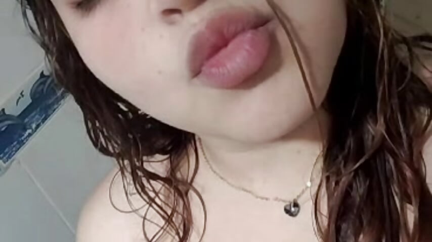 profile-intro-video-1776109347 - clip cu ZoeBennett_Pink model videochat