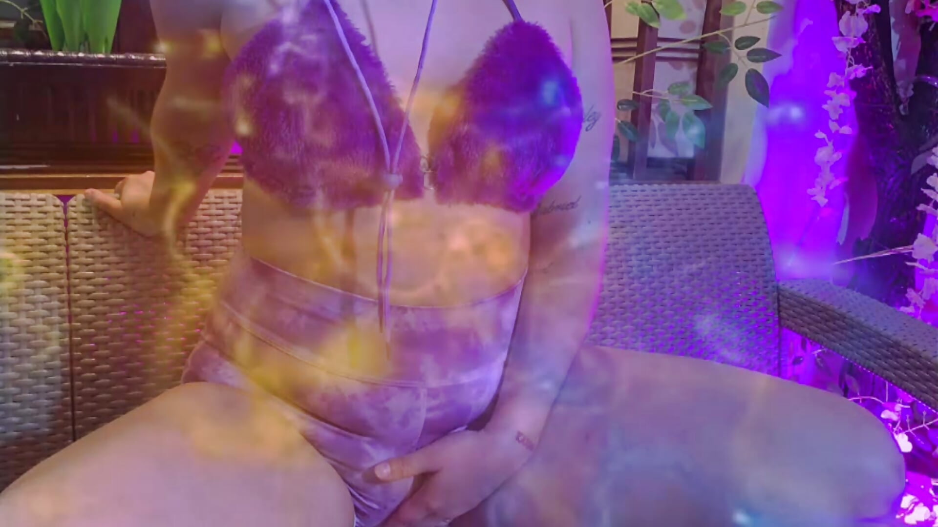Inori purple – video modela na kameri Inari_Joness