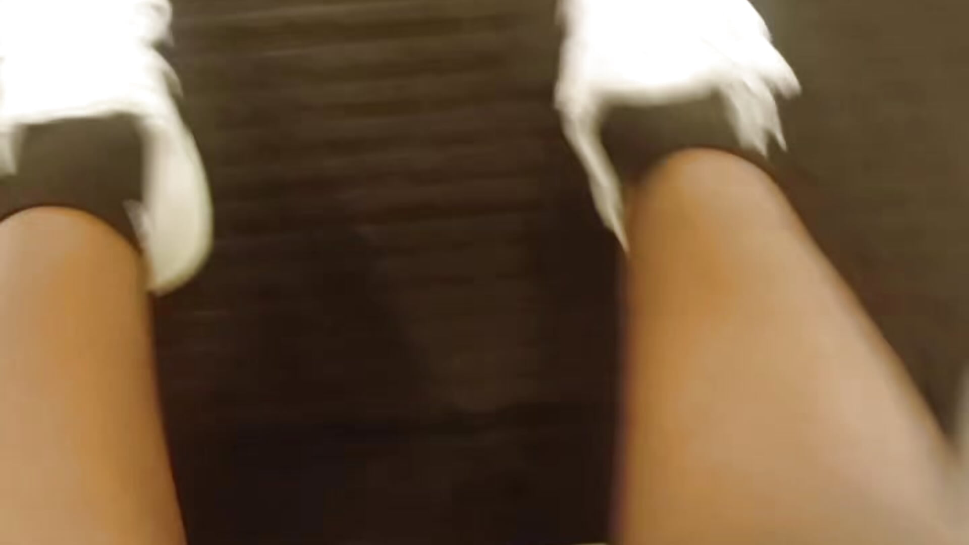 Doing leg press - video di KIngAtlasMensah modella di cam