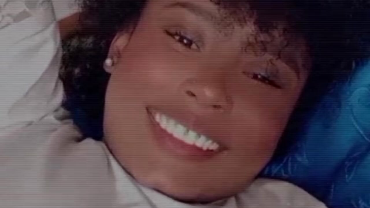 ♥ – видео вебкам-модели kaylanahir