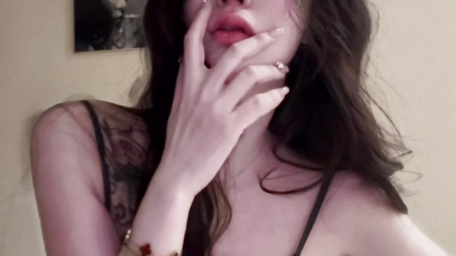 我漂亮吗 - video av Luna5211 cam-modell