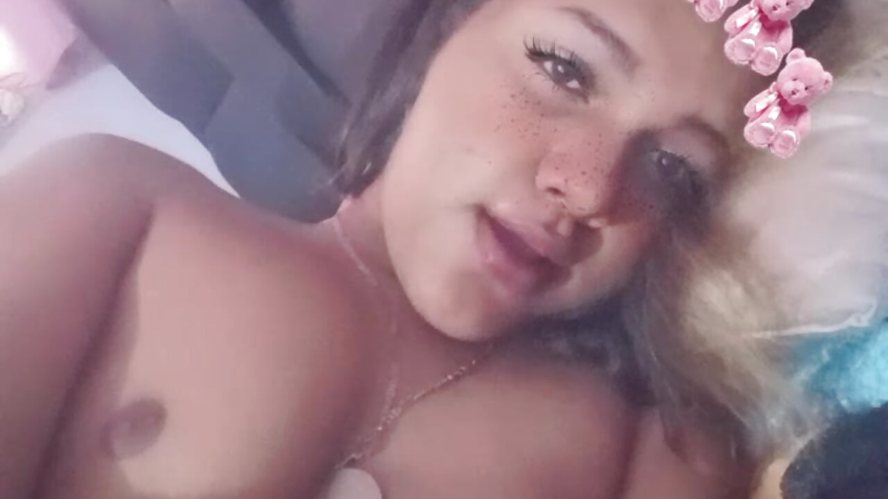 👄 - video av Alejandra_montenegro cam model