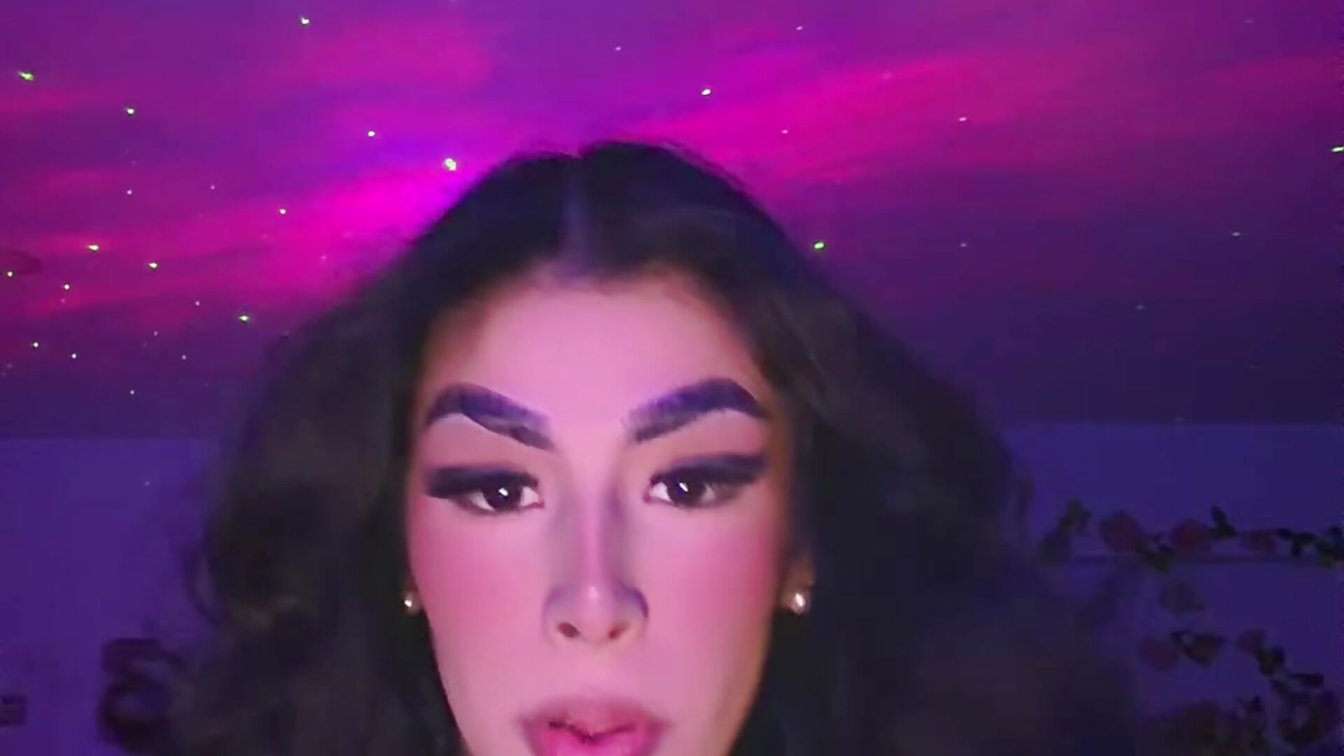 6350fd885aa64089a7792d7389561499 - video av eingel_prince cam-modell