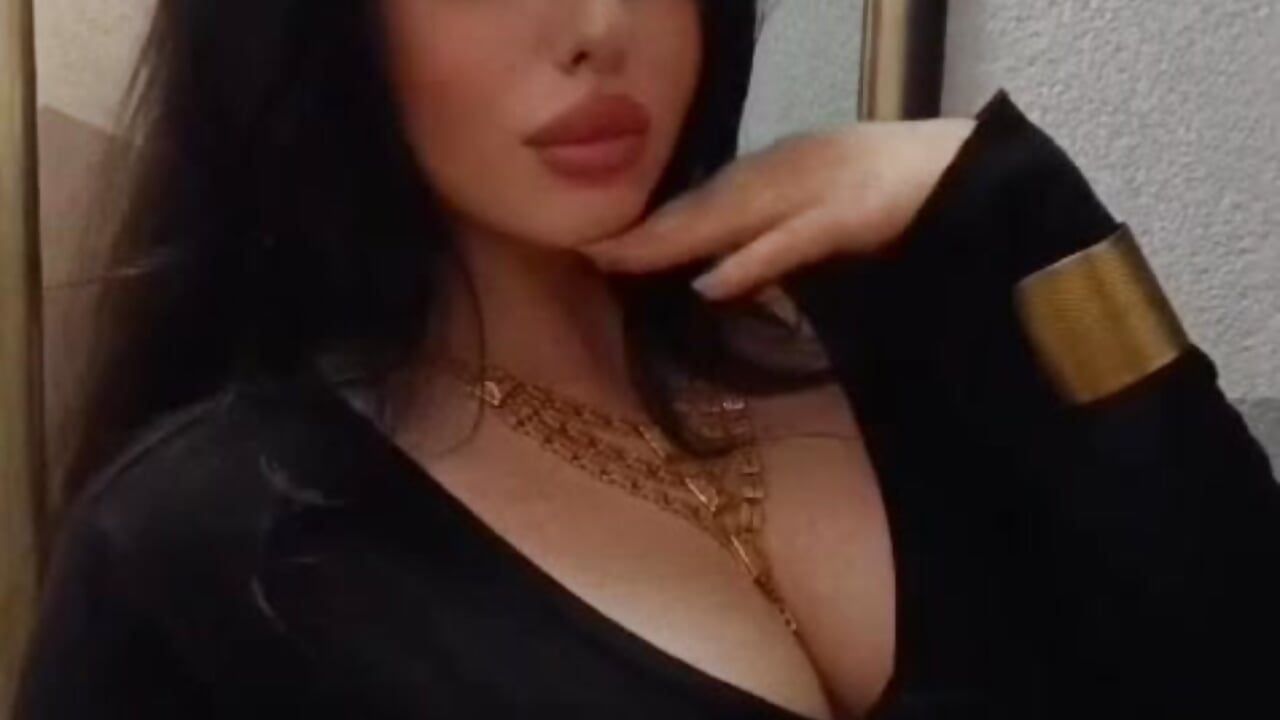 me ❤ - video by VictoriaSchneider_