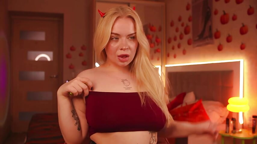 your little demon 😊 - Video von LisaLove3 Cam-Model