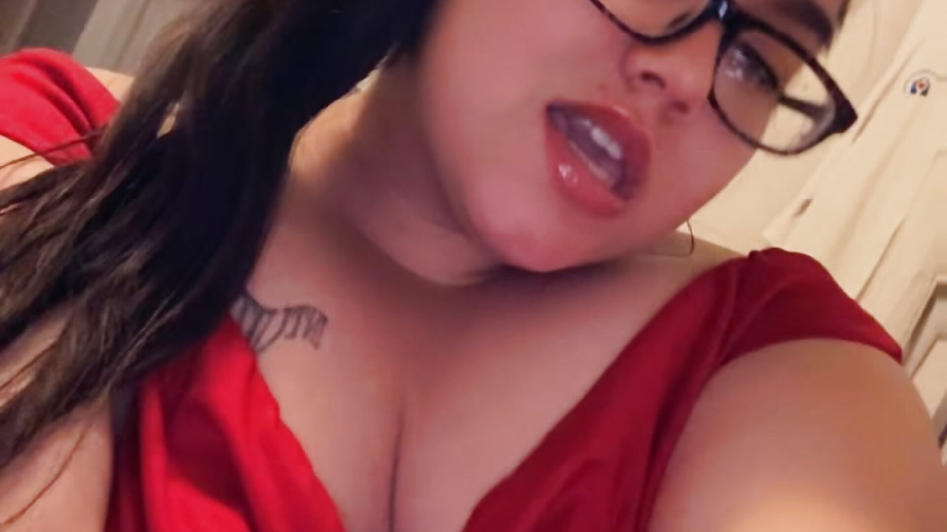 Blame It On YOUR Love - video by SeXyX666 cam model
