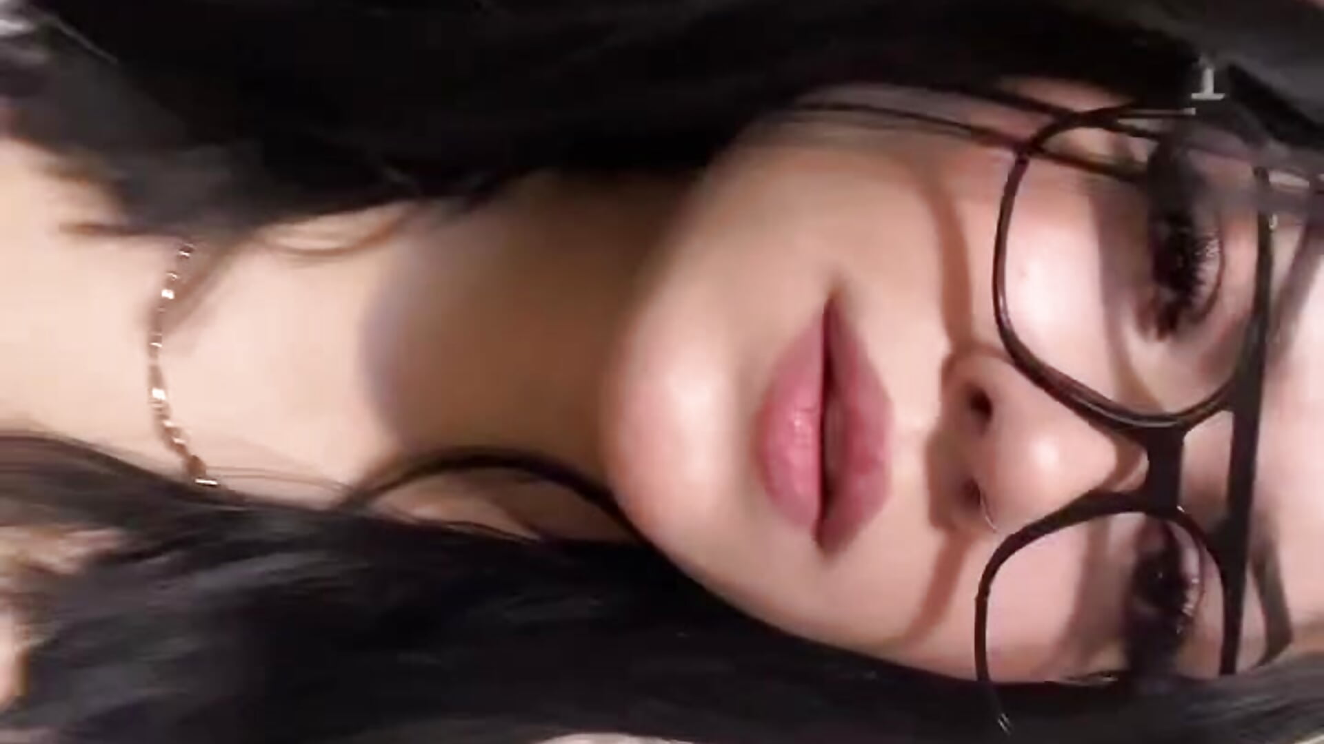 Nice to meet you!:) - video van NuCrumm cam-model