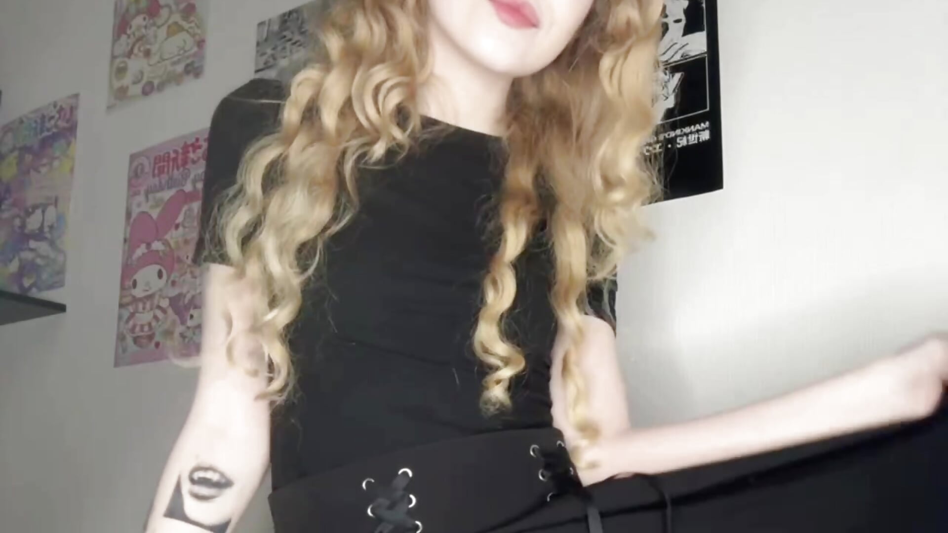 I'll leave it here 😌 - video di RoseeFairy modella di cam