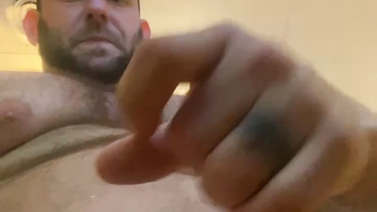 THIS IS FUCKIN SEXY…. CUMSHOT:) - video phattyluv89 kameramallilta