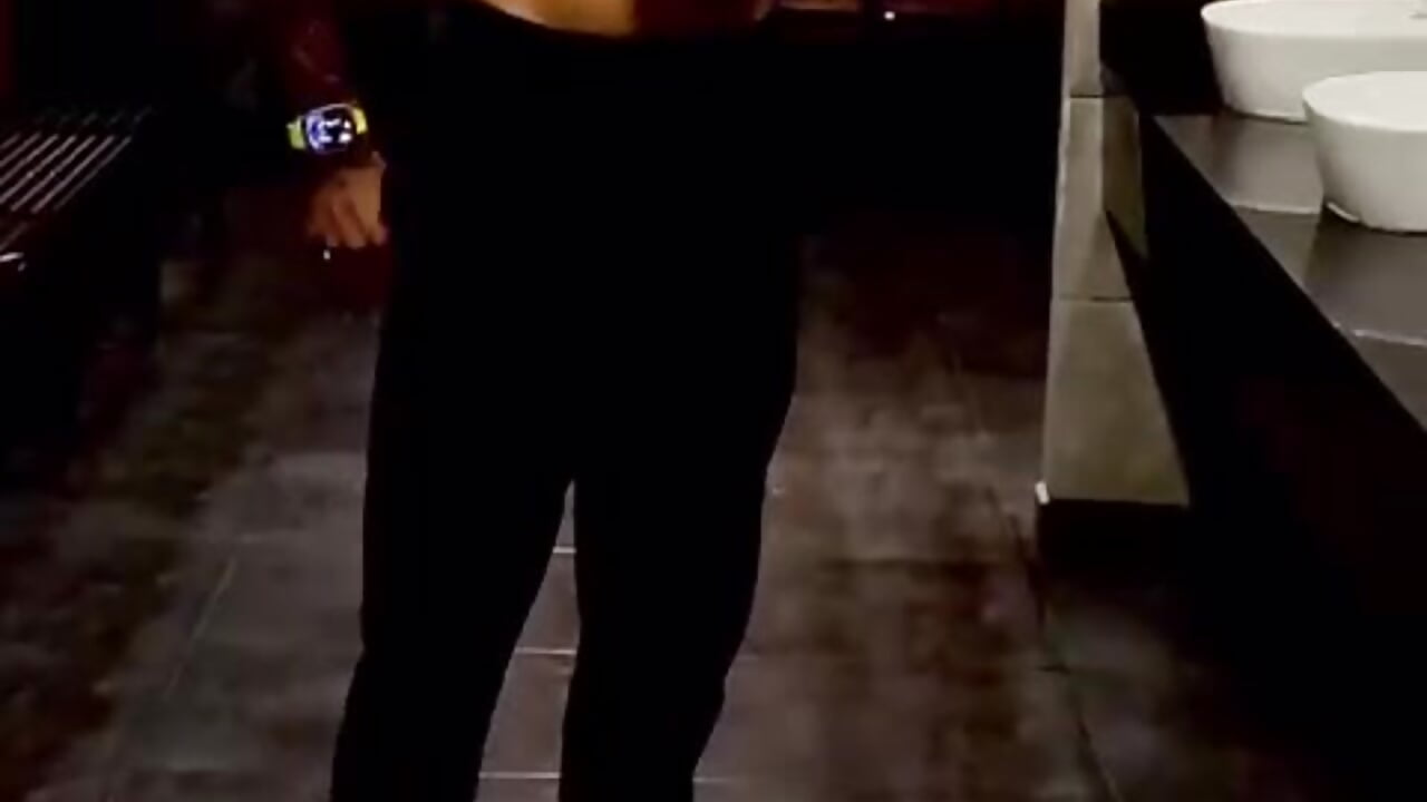 Possing after gym ;) - فيديو من Ryan_Black3 موديل الكام