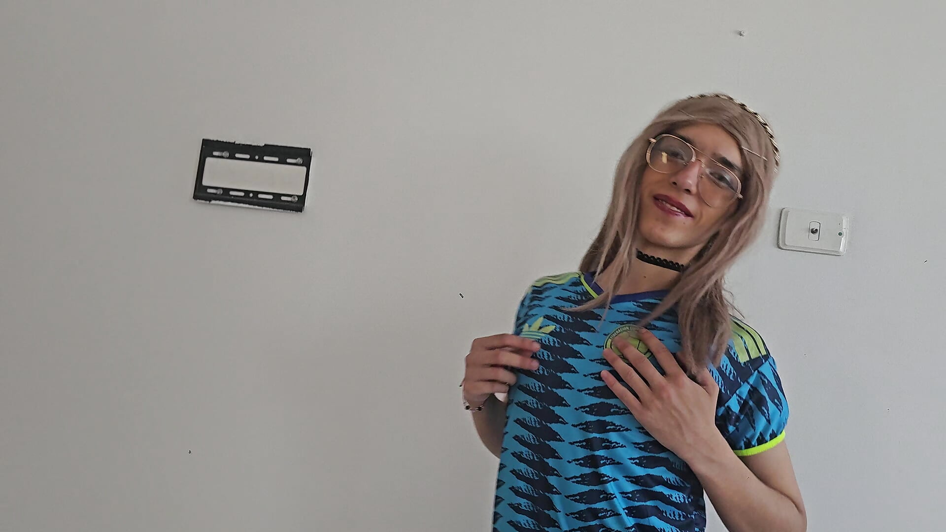 ⚽️⚽️⚽️/ - video by allison_pearzon cam model