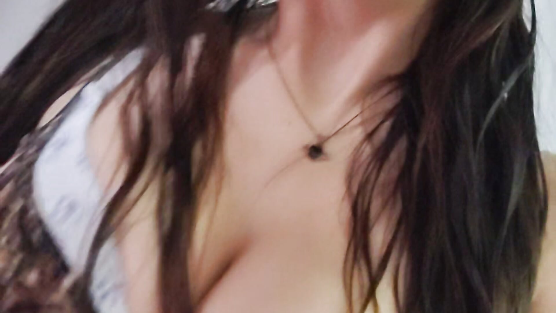 🤭🫣 - video oleh model kamera tina_sussy