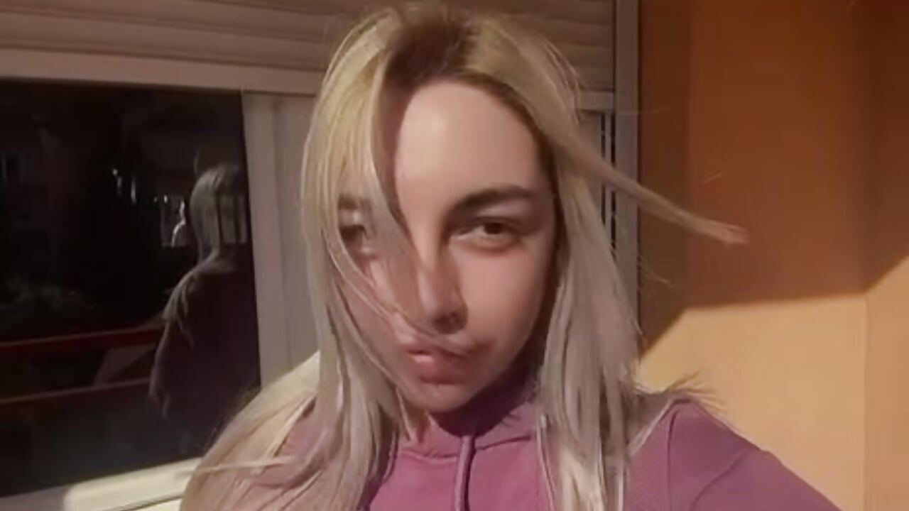 2026-04-15 13,41,19 – video af urfavmistressxoxo cam-model