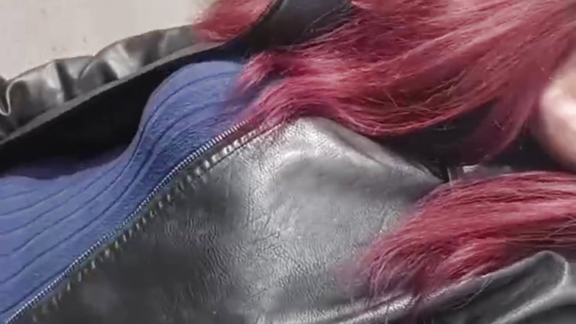 Sexy cat Walk I love that' 😻 - video by Oshine_BigBoobs_1