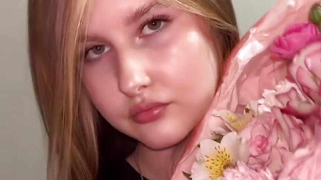 <3 - video av Wellabern cam-modell