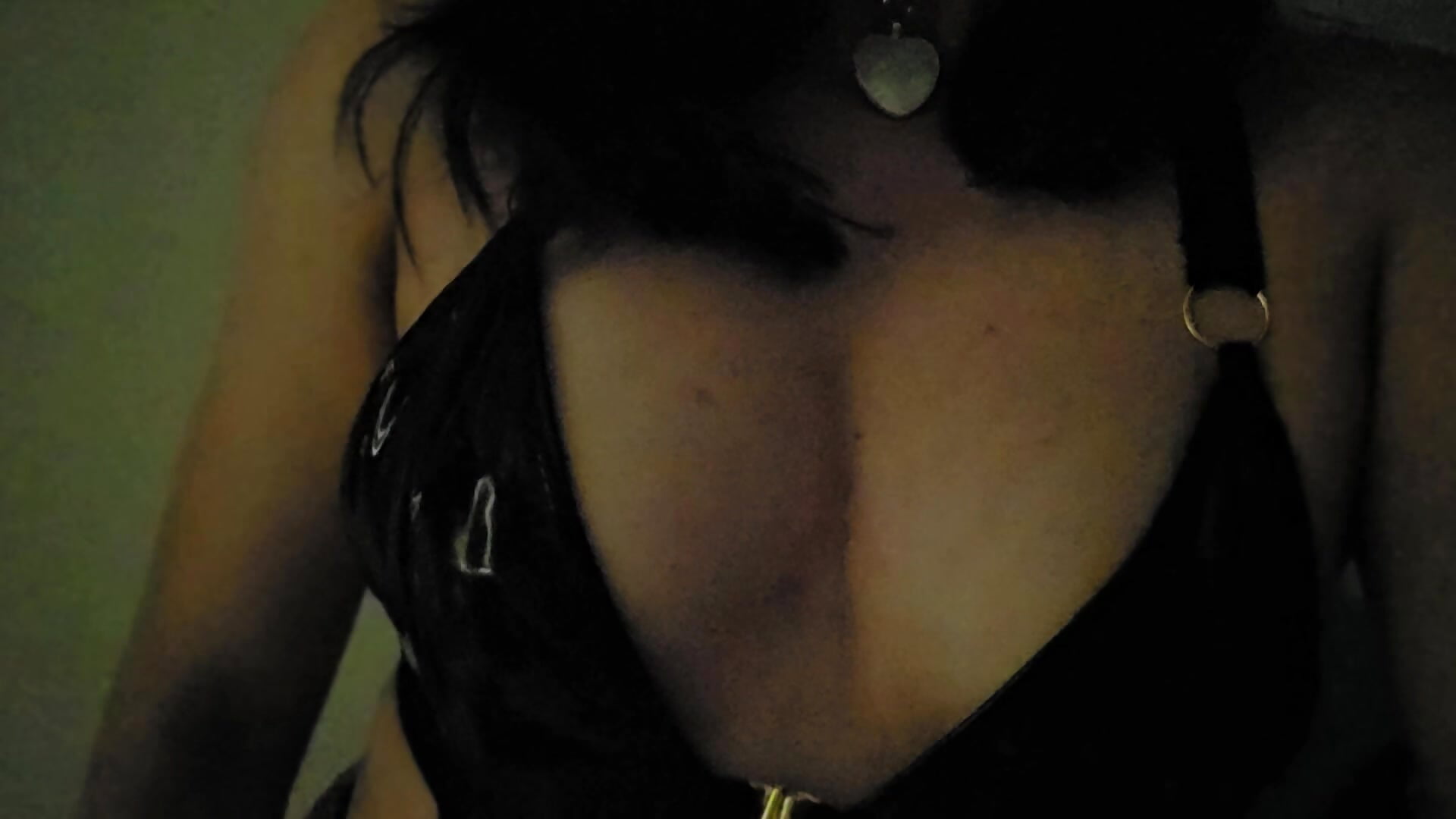 😘 - video by Addela96 cam model