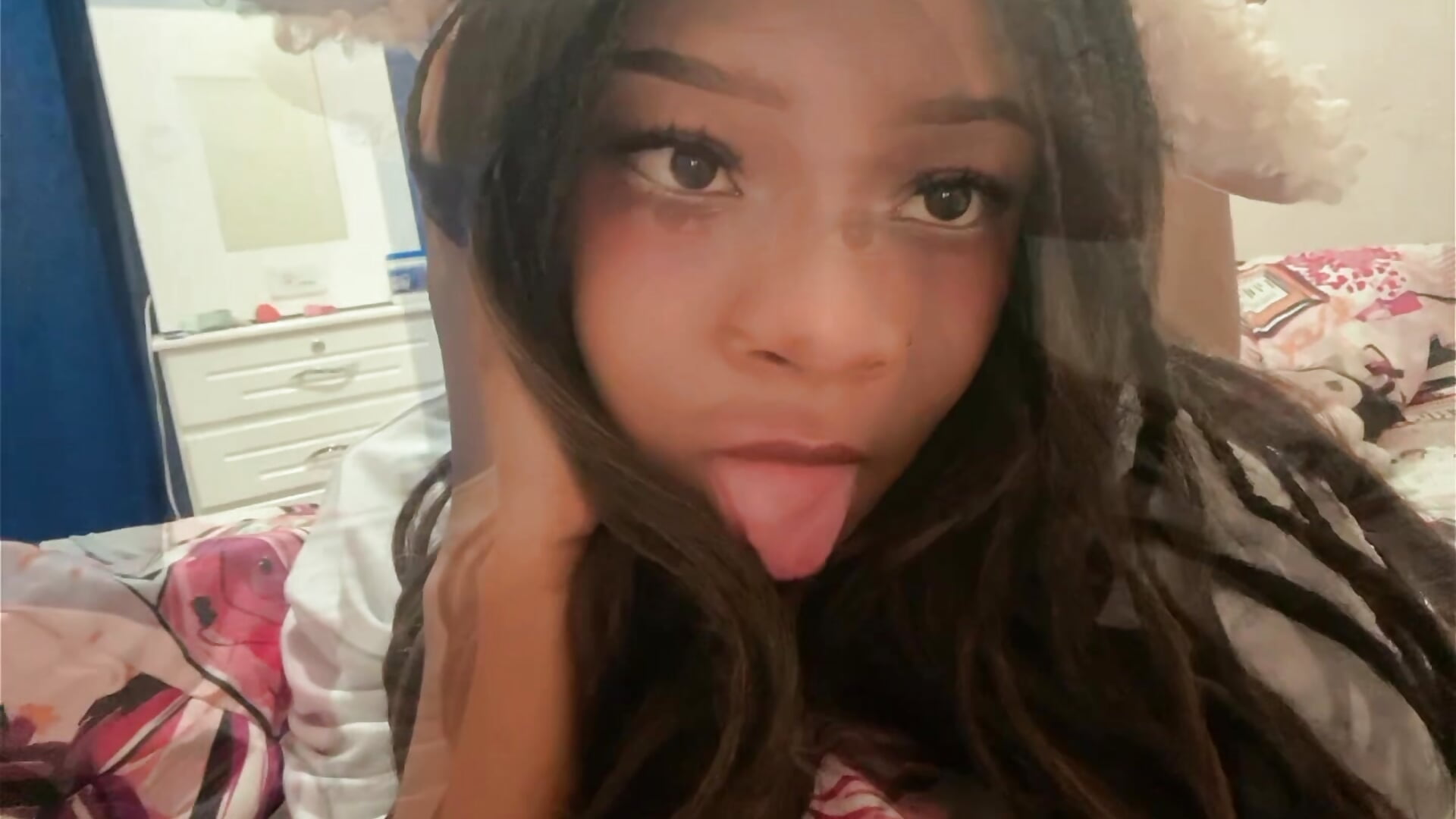 Cute girl - video av doll_melody0 cam model