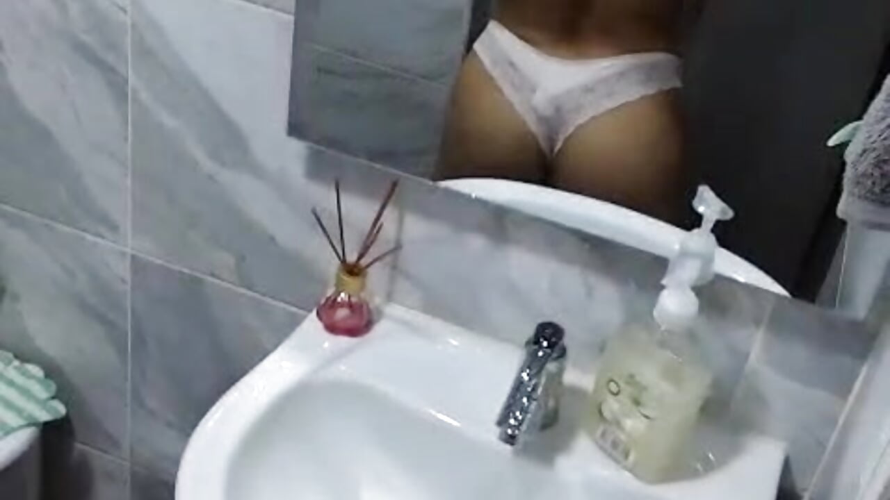 For you – video modela na kameri 01andrea_