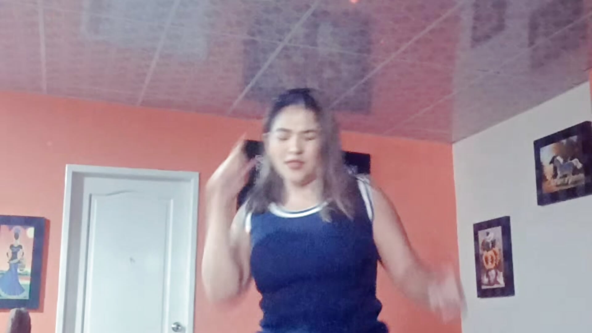 Baila conmigo - video by elisa-bebe